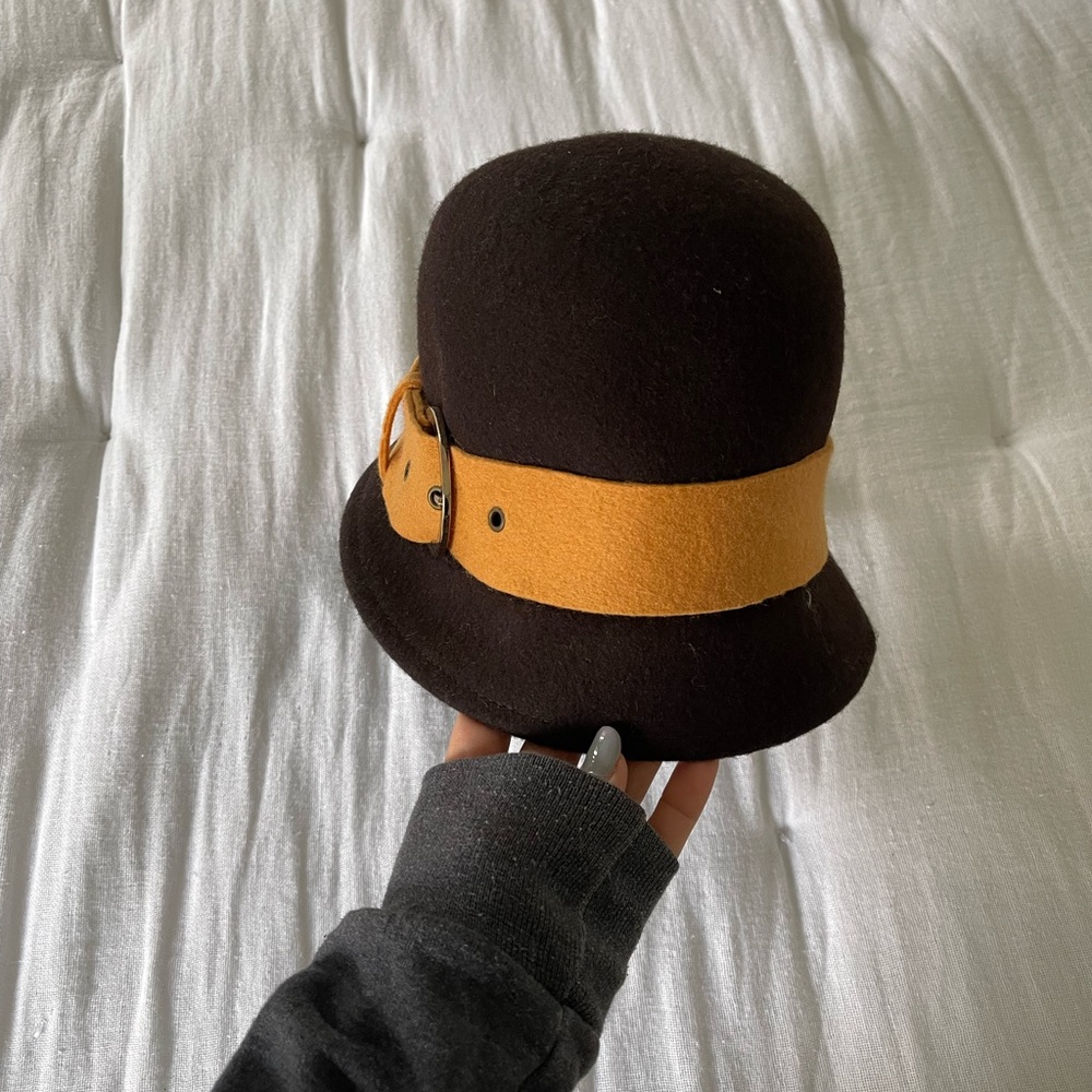 Brown hat